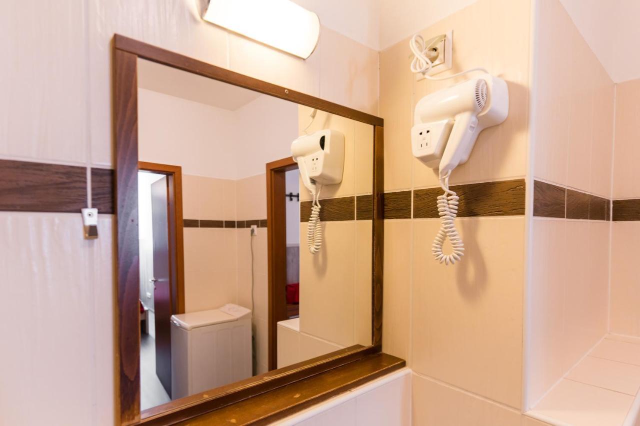 Lovag Charming Apartment In The Center-Ac Budapest Ngoại thất bức ảnh